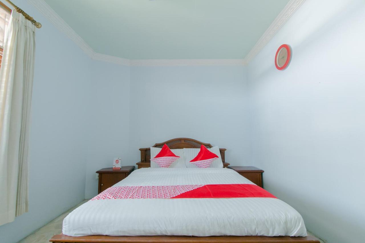 Oyo 2858 Vafa Guesthouse Cianjur Eksteriør bilde
