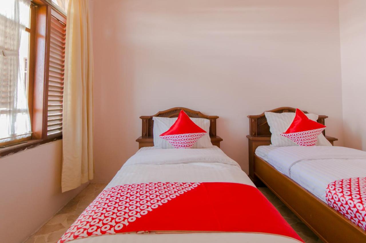 Oyo 2858 Vafa Guesthouse Cianjur Eksteriør bilde