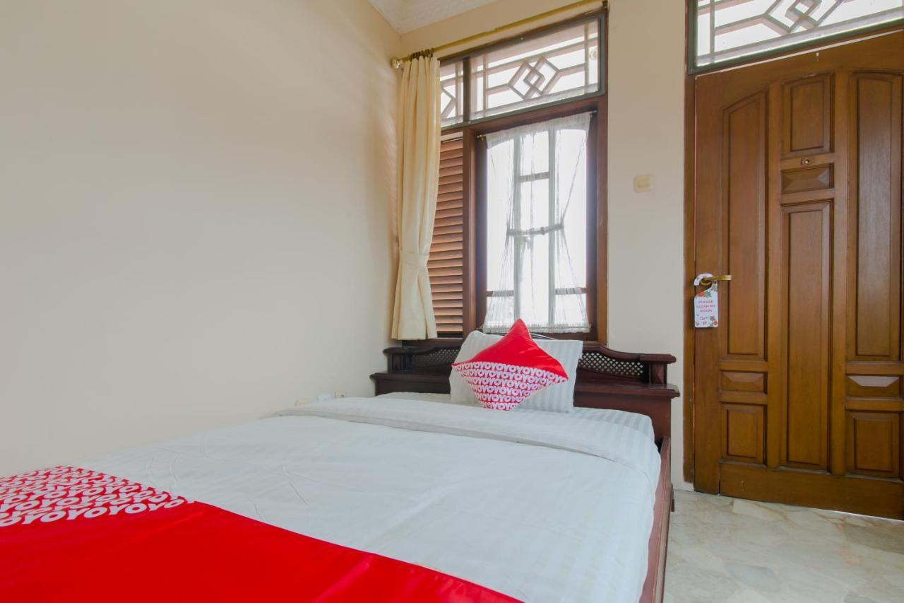 Oyo 2858 Vafa Guesthouse Cianjur Eksteriør bilde