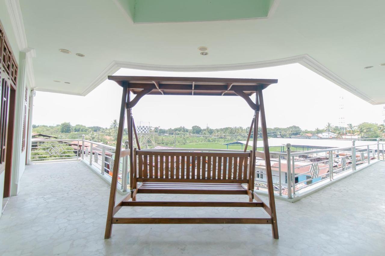 Oyo 2858 Vafa Guesthouse Cianjur Eksteriør bilde